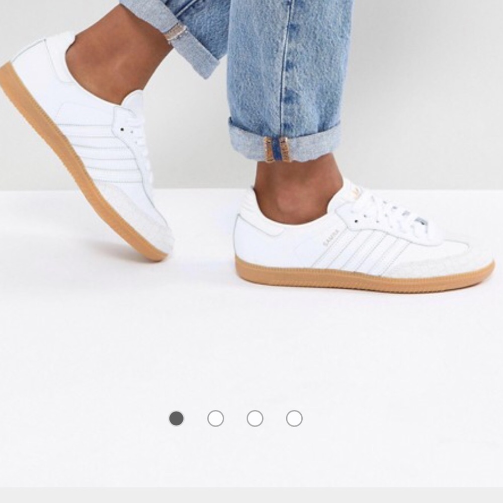 Adidas samba sneaker with gum soles 👟